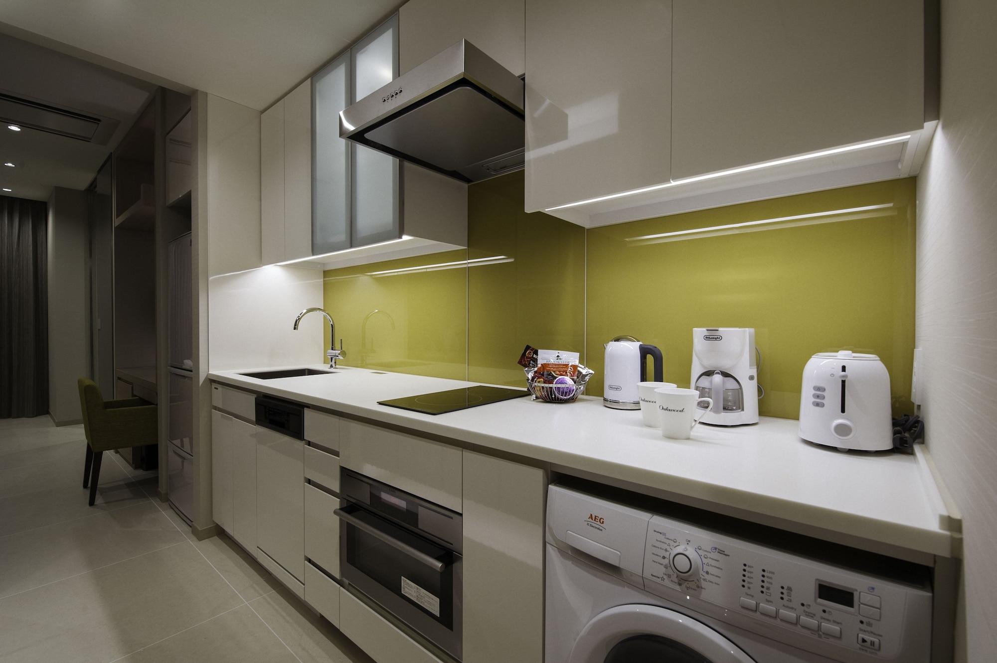 Отель Oakwood Premier Токио Экстерьер фото