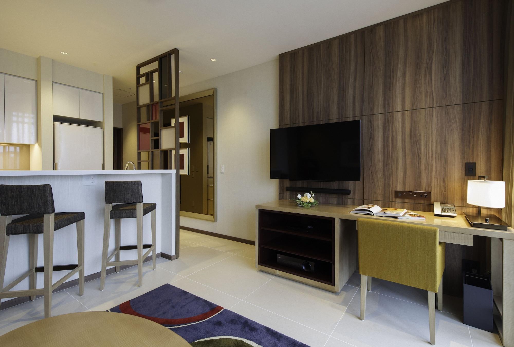 Отель Oakwood Premier Токио Экстерьер фото A typical Studio apartment